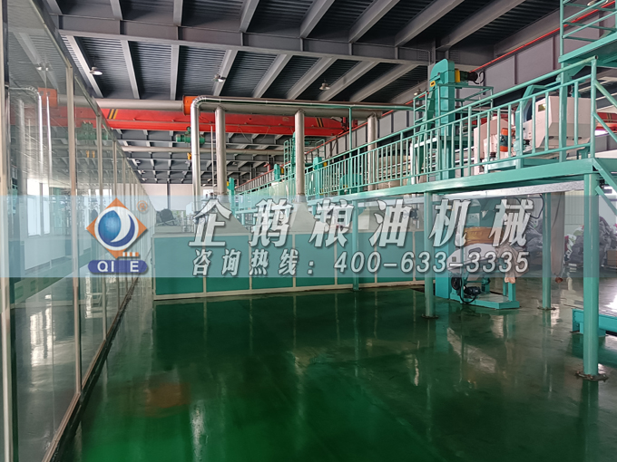 企鵝牌茶籽油雙螺桿榨油機，用心制造獲得客戶認(rèn)可(圖1)